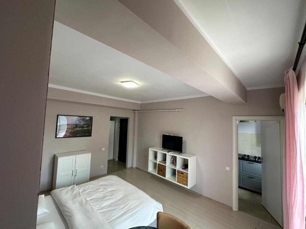 Central Studio Vitan Mall Bucharest Luaran gambar